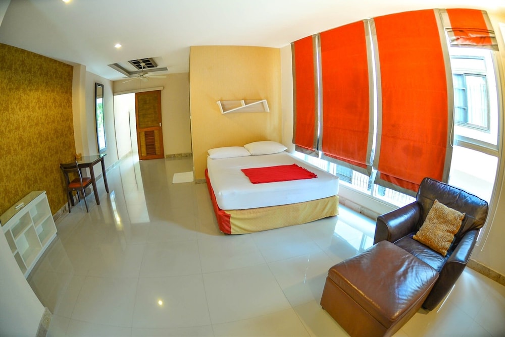 VILLA, PRIVATE POOL