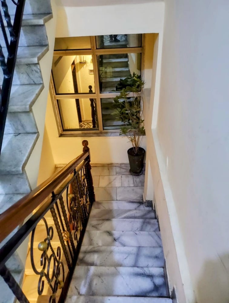 Keba Guest House 32/45
