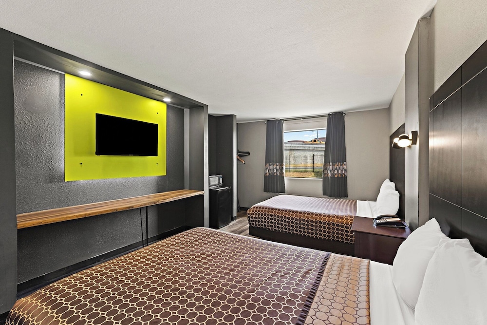 ROOM, 2 QUEEN BEDS