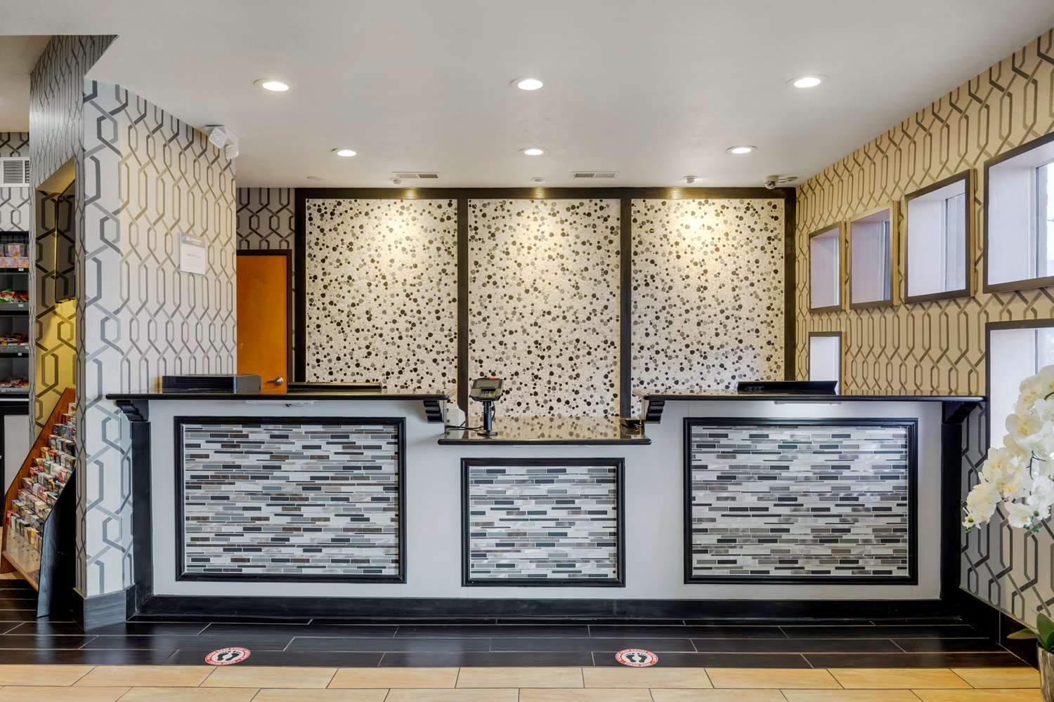 Best Western Plus Rockwall Inn and Suites 2/10