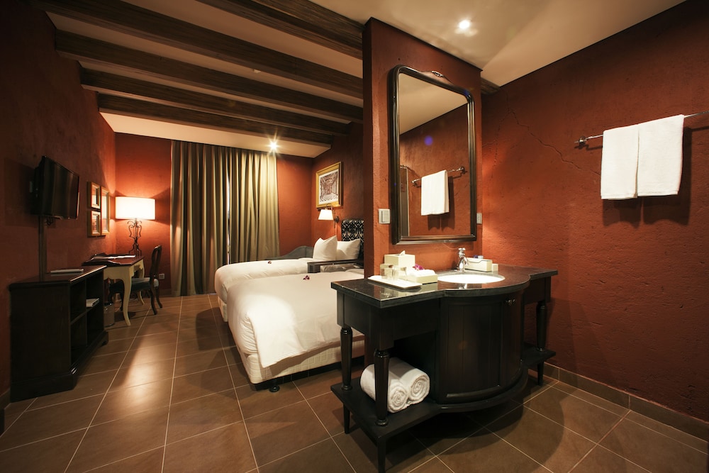 Mercure Danang French Village Bana Hills 45/73