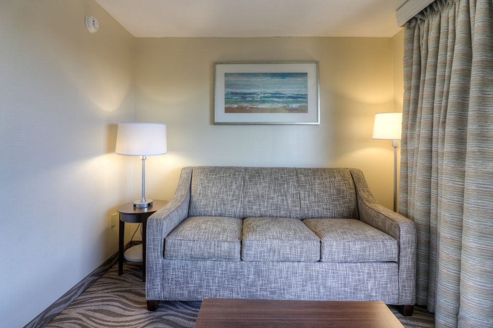 The Breakers Hotel and Suites 11/24