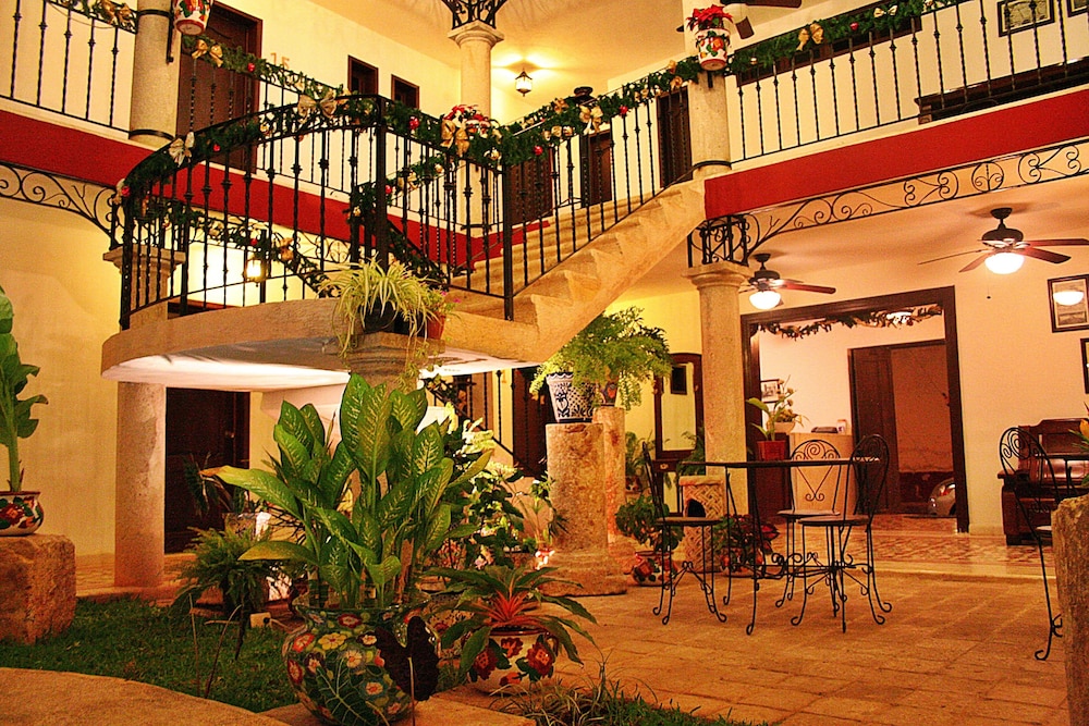 La Aurora Hotel Colonial 17/61