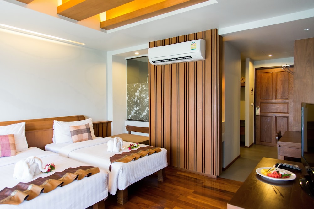 MAEHAAD BAY RESORT 35/68