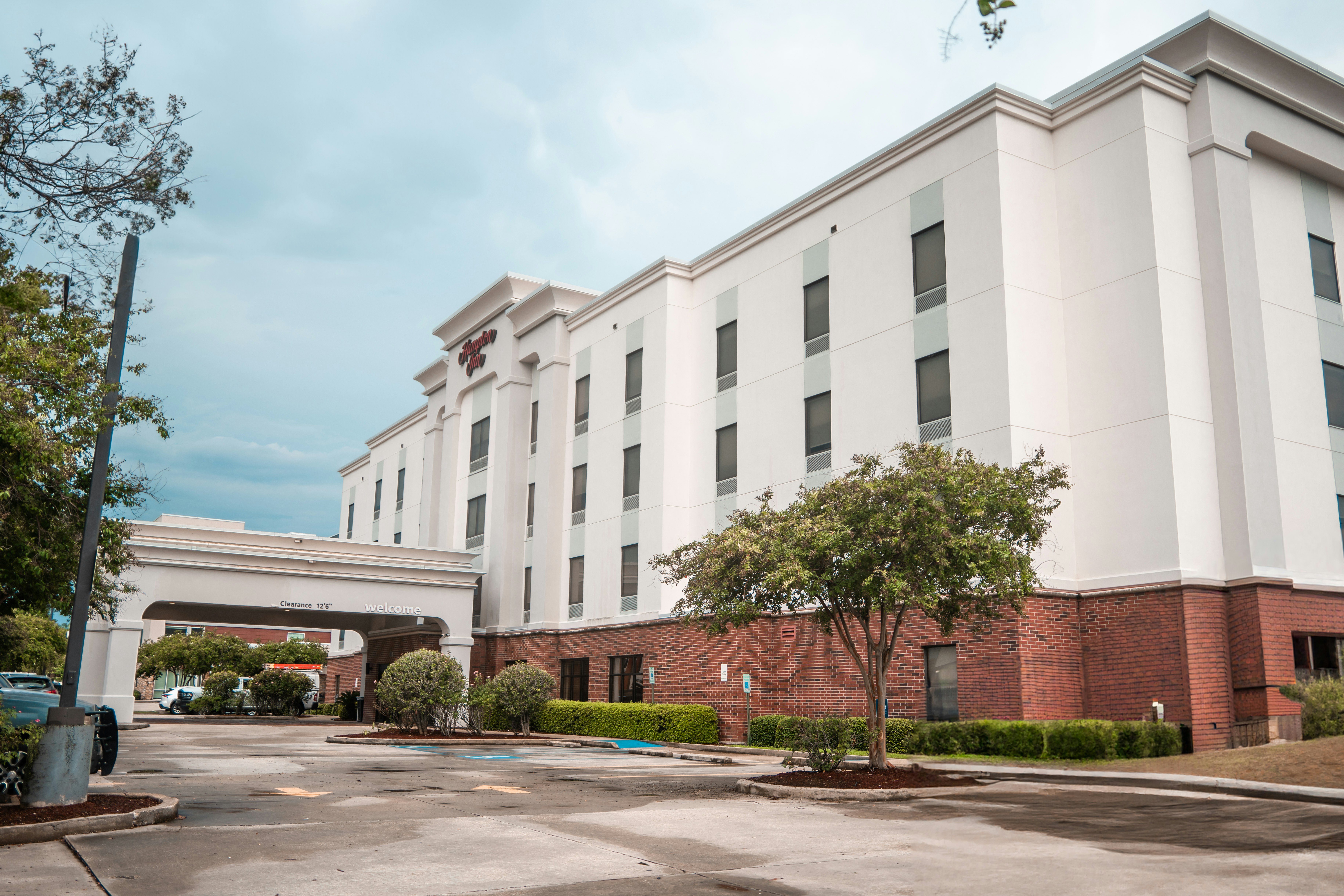 Hampton Inn Gonzales 53/56
