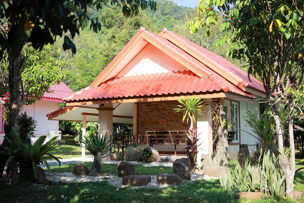 Khao Hin Tang Resort 6/40