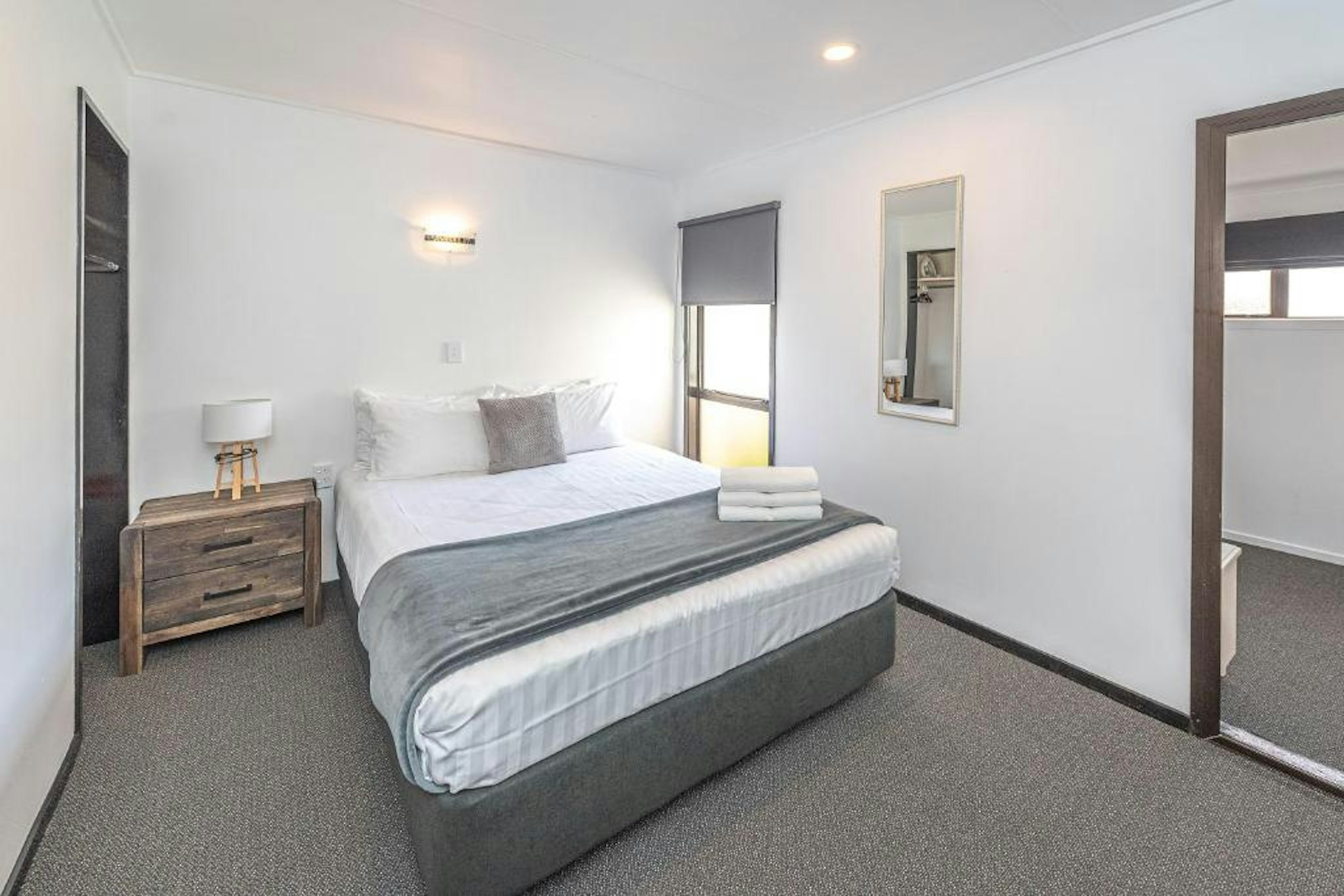 BURWOOD MANOR MOTEL 17/50