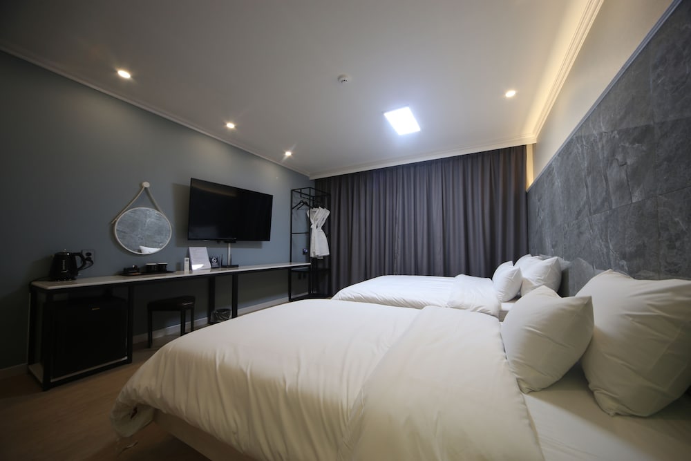 Bestie Hotel 9/33