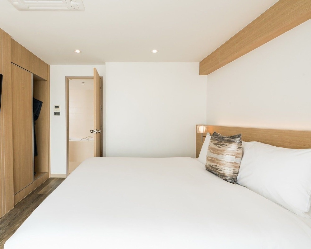 Rattanachol Hotel 16/50