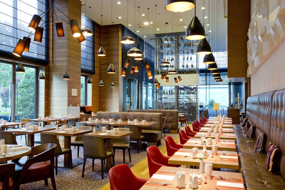 Doubletree By Hilton Zagreb 31/46