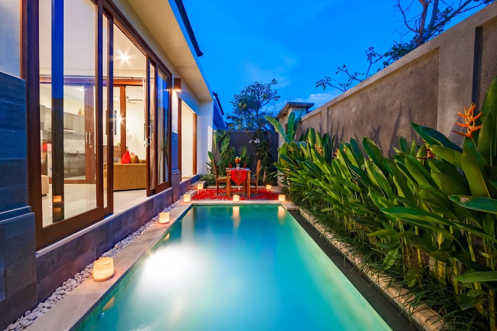 Aishwarya Exclusive Villas 30/50