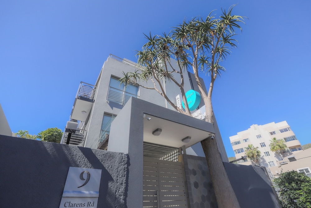 Atlantic Affair Boutique Hotel 2/68