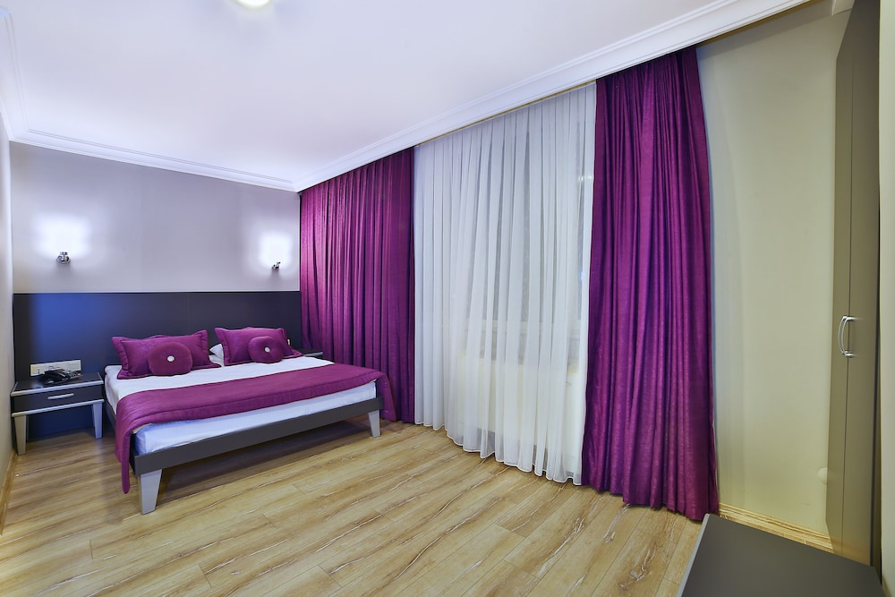 The Hera Premium Hotels 37/49