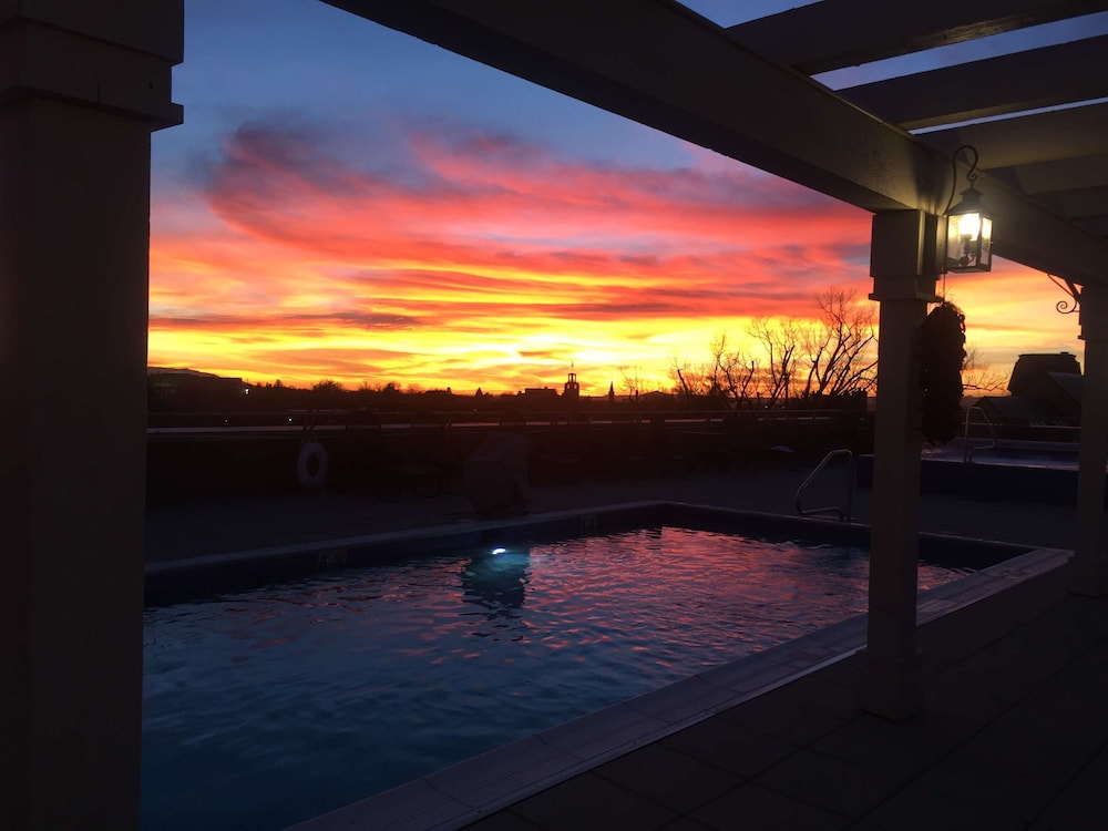 Drury Plaza Hotel In Santa Fe 20/50