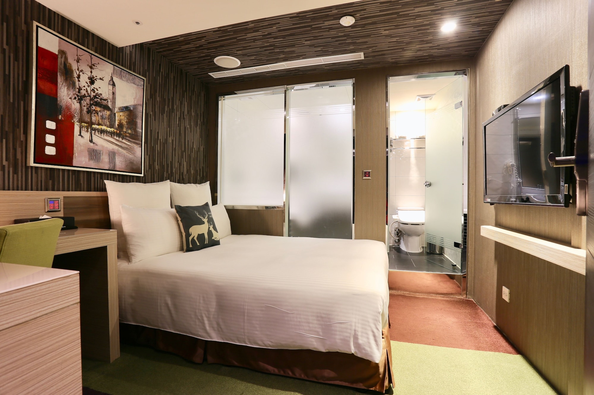 Economy, Double Bed, No Window