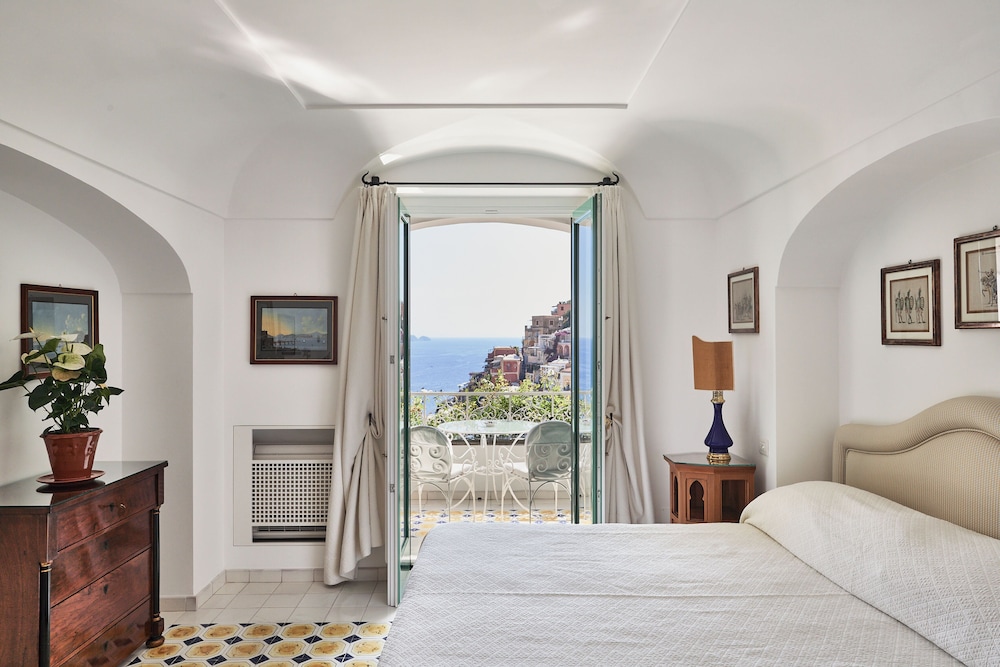 Superior, Double Bed, Sea View