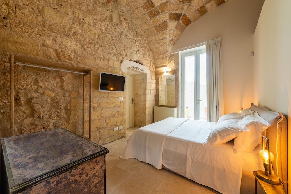 Suite, Queen Bed, Sauna