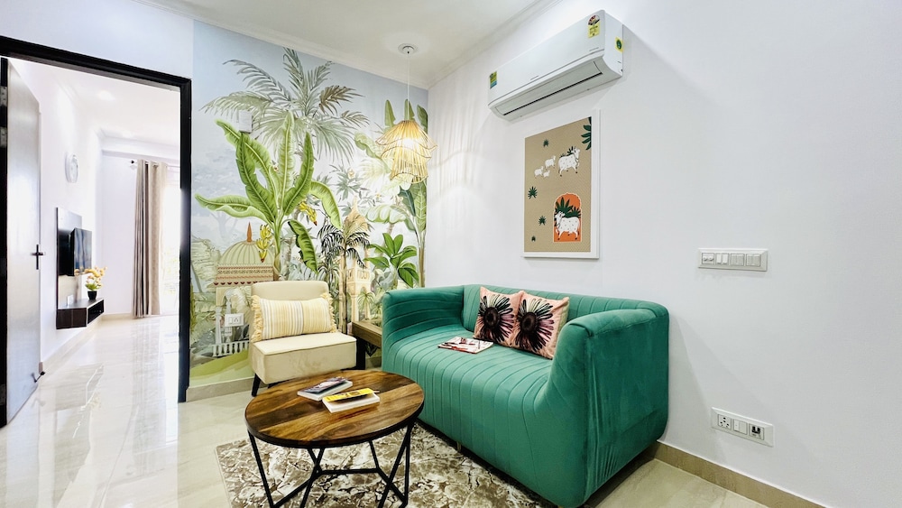 ZEN Suites Golf Course Road 36/50