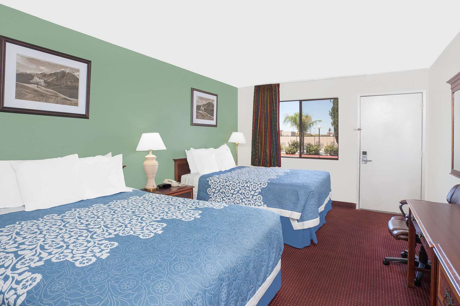 Days Inn By Wyndham Lost Hills 8/19