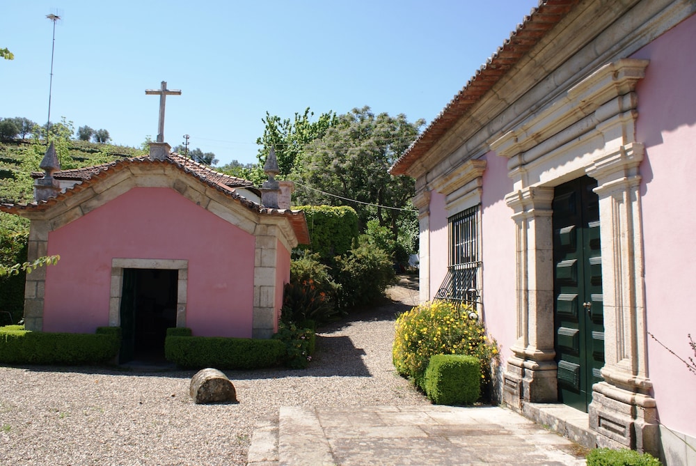 CASA DOS VARAIS 33/37