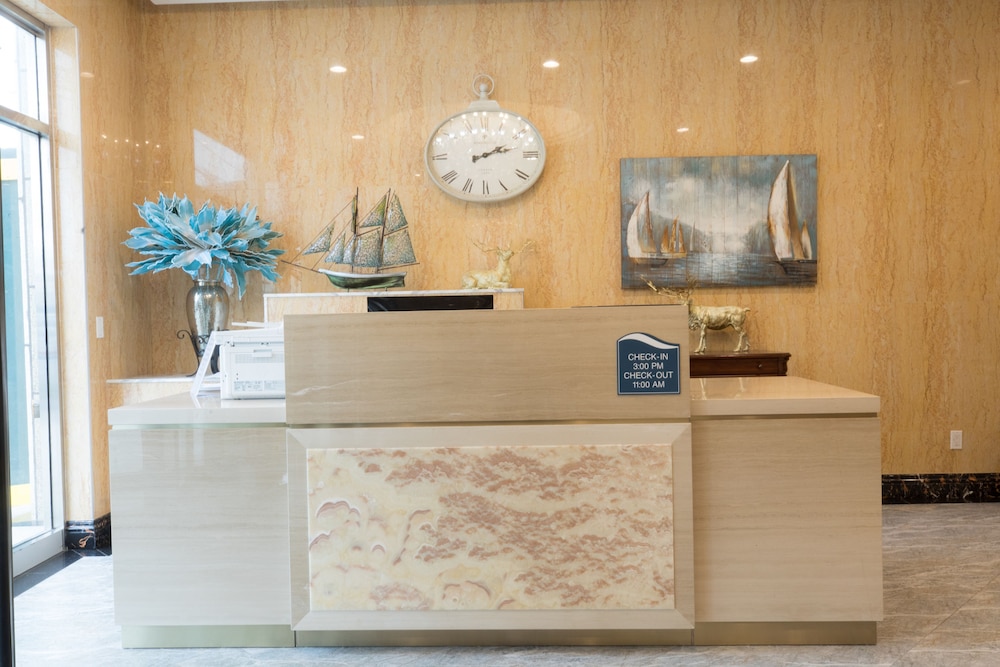 Mayflower Boutique Hotel 2/33