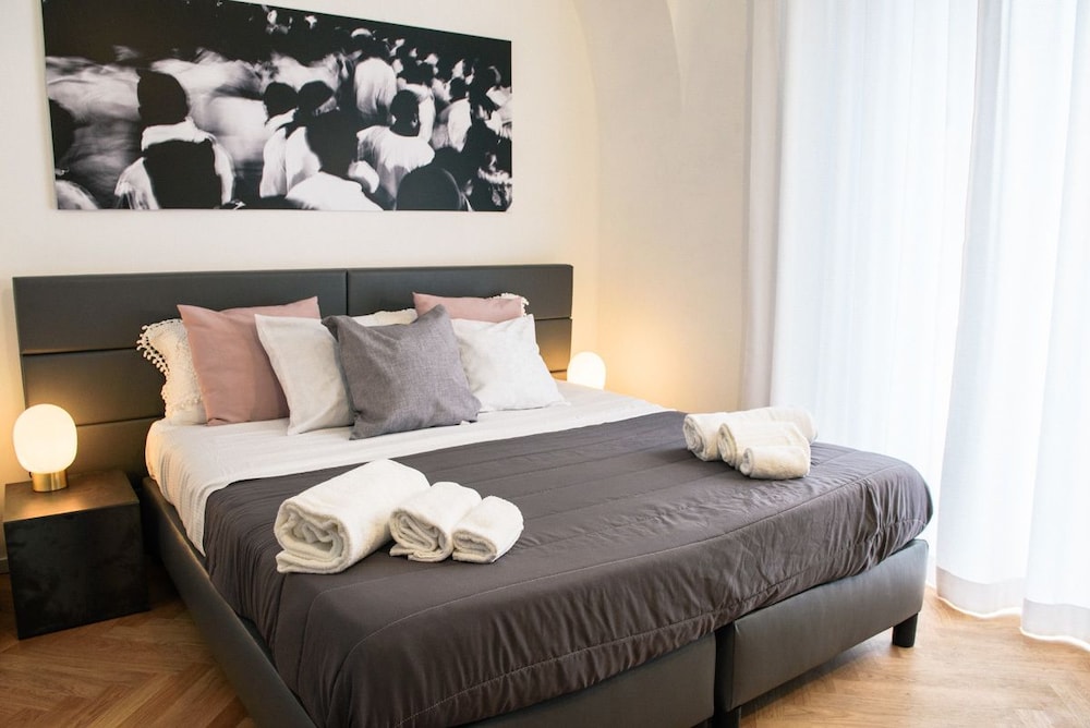 SUPERIOR, DOUBLE BED