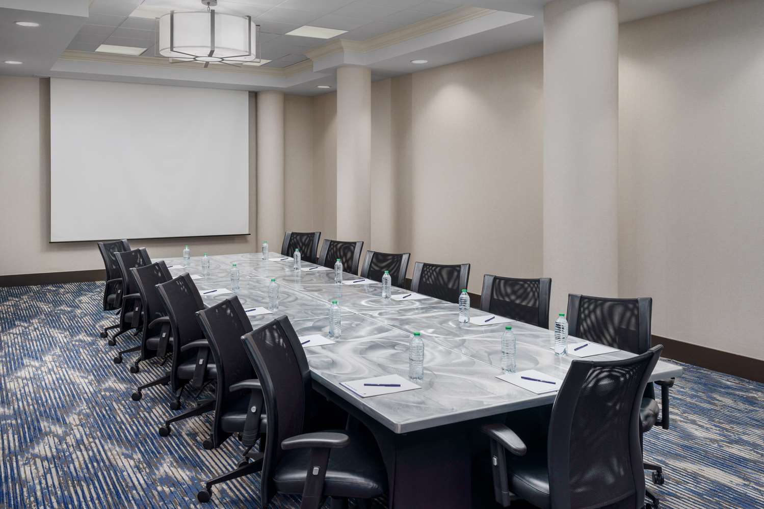 DoubleTree by Hilton Charlotte City Center 25/31