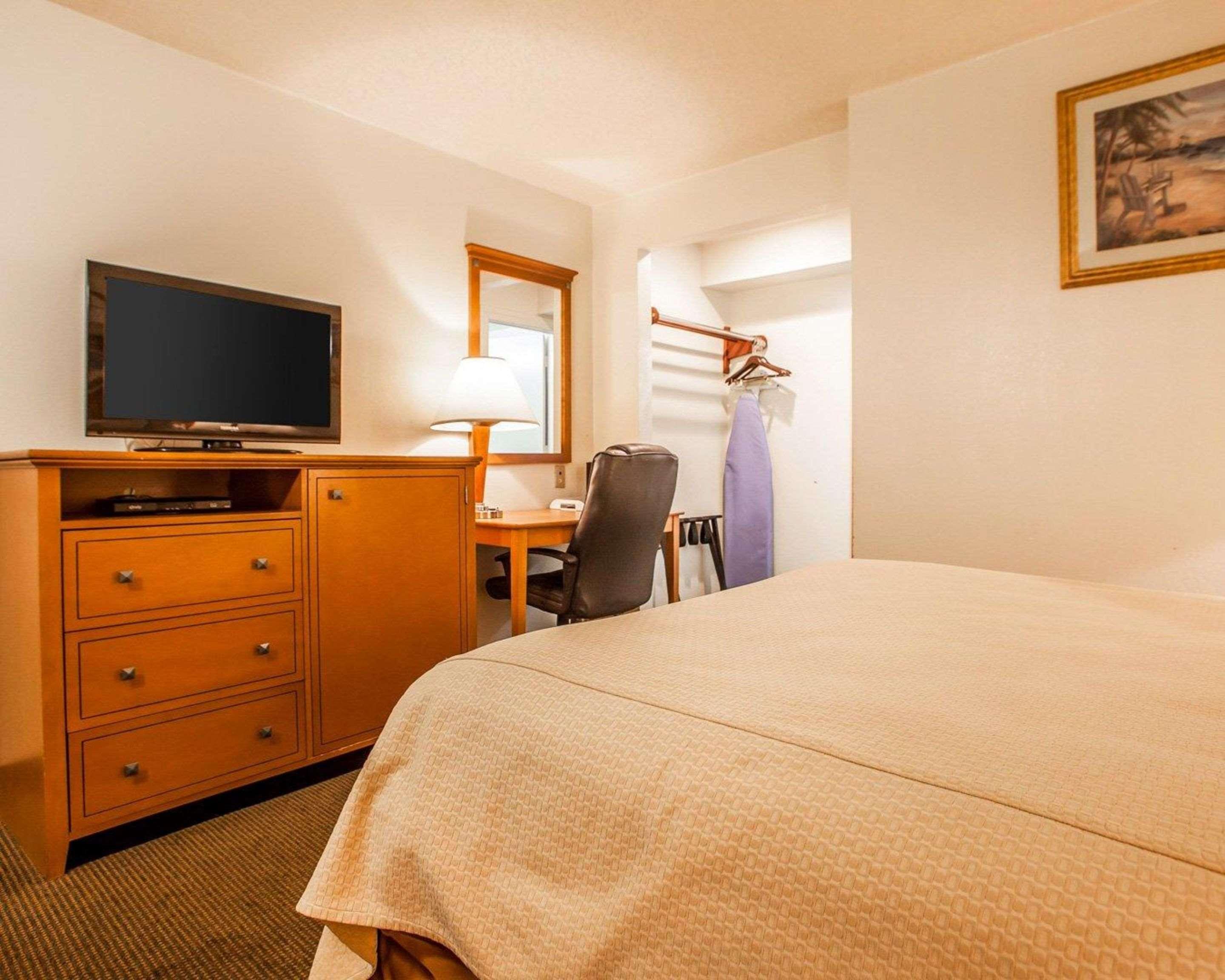 Room, Double Bed