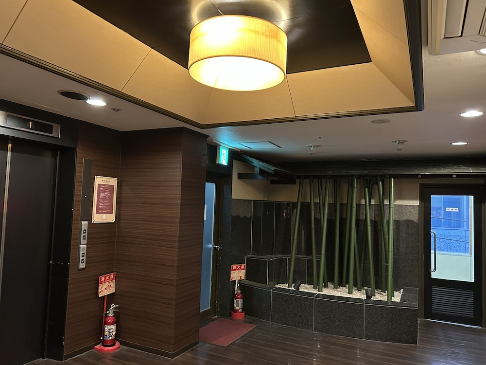 Pioland Hotel 11/60