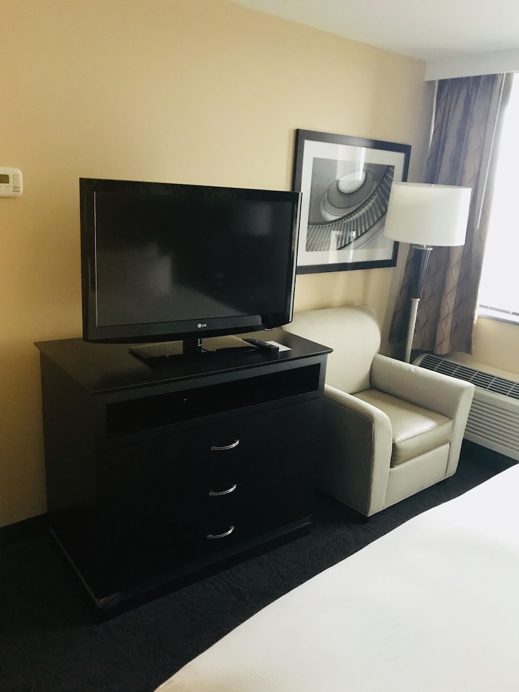 The Strathallan Rochester Hotel & Spa, Tapestry By Hilton 24/61