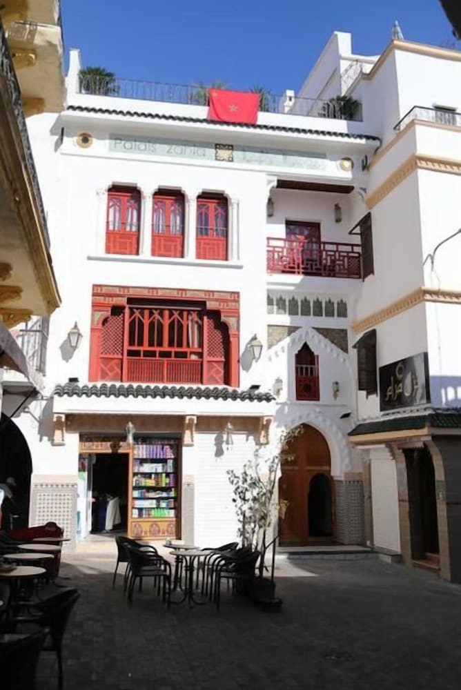 Palais Zahia 4/70