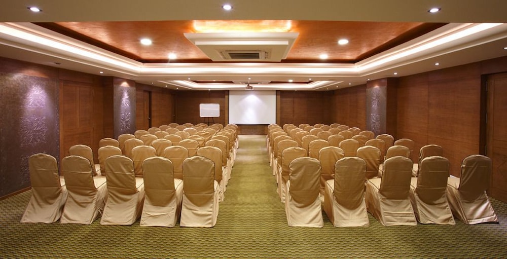 PRESIDENT-JAYANAGAR 40/50