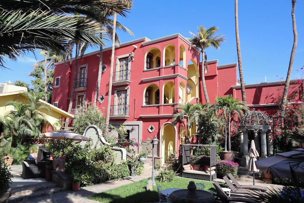 Collection O Casa Bella Hotel Boutique in CABO SAN LUCAS