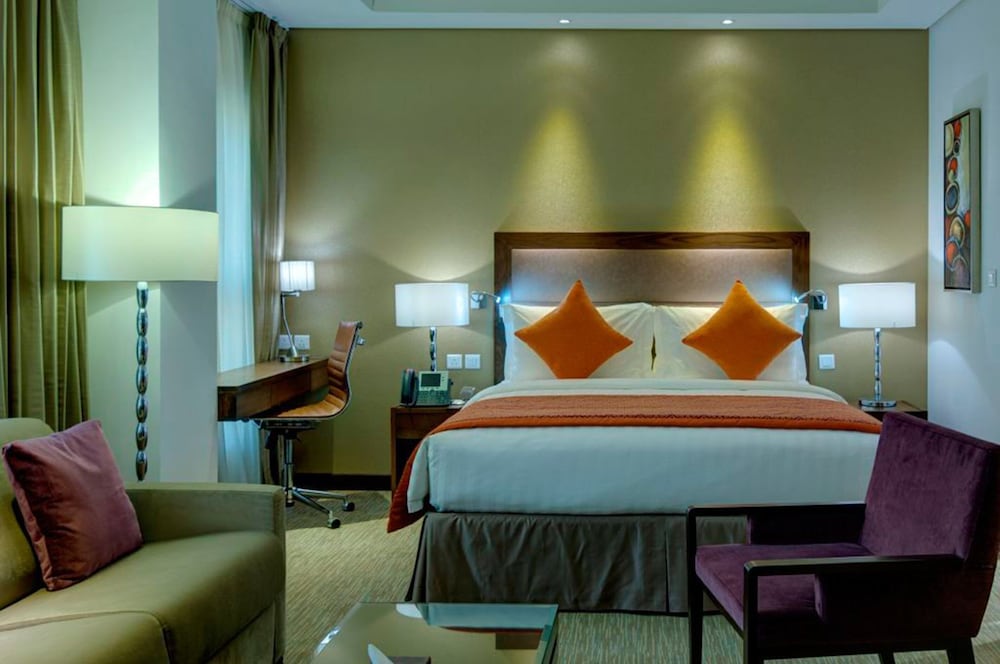 كراون بلازا المدينة(Crowne Plaza Madinah) 19/75
