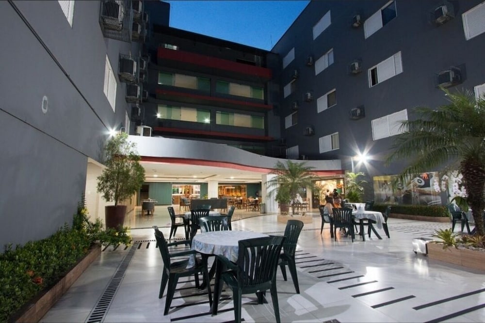 Golden Ville Hotel 59/66