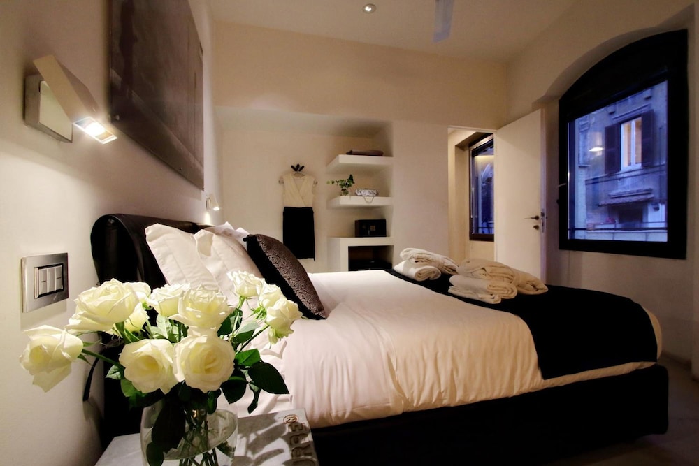 Urben Suites Apartments Design 5/42