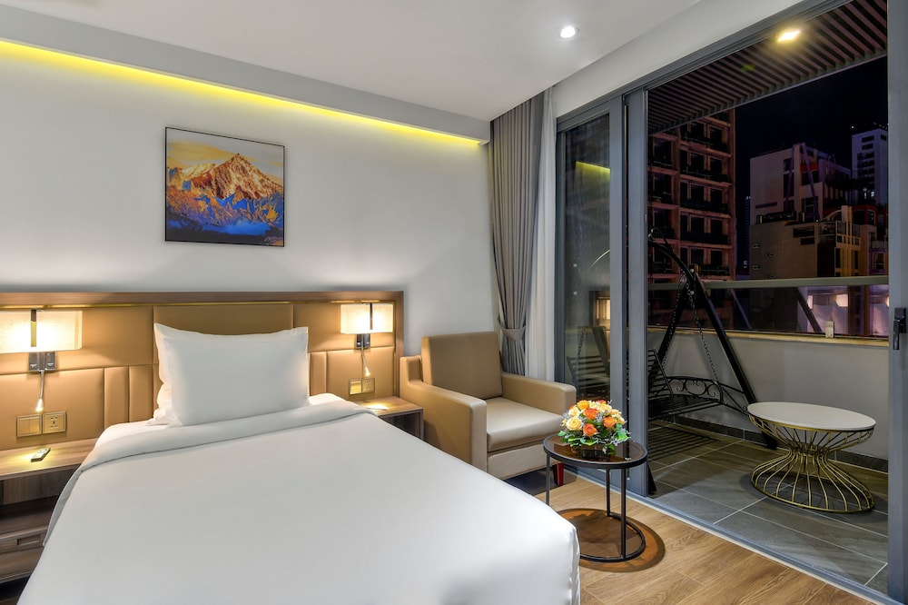 Maris Hotel Nha Trang 12/47