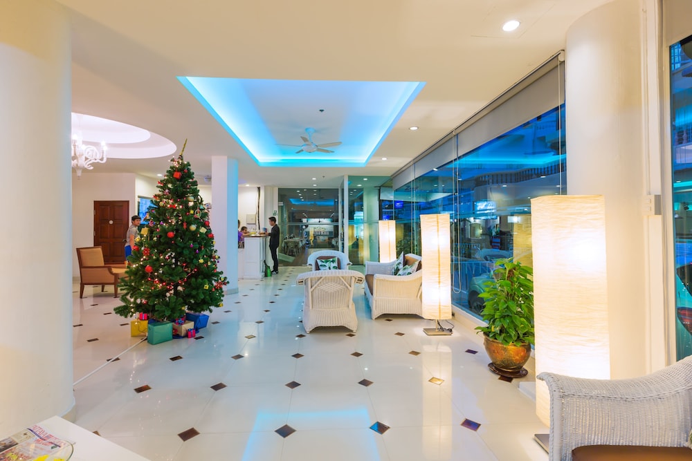 Zing Resort Spa Ex Ganymede Resort Suites 10/71