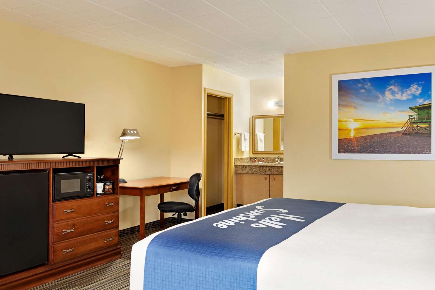 Days Inn by Wyndham Oak Ridge Knoxville 7/16