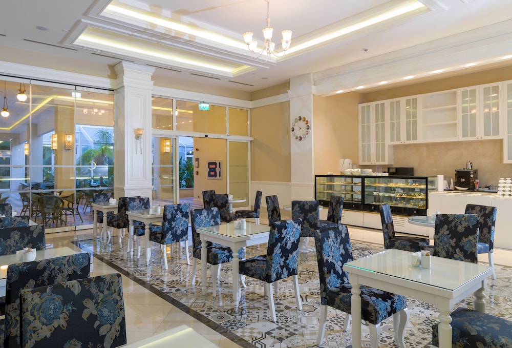 Gural Premier Belek 53/71