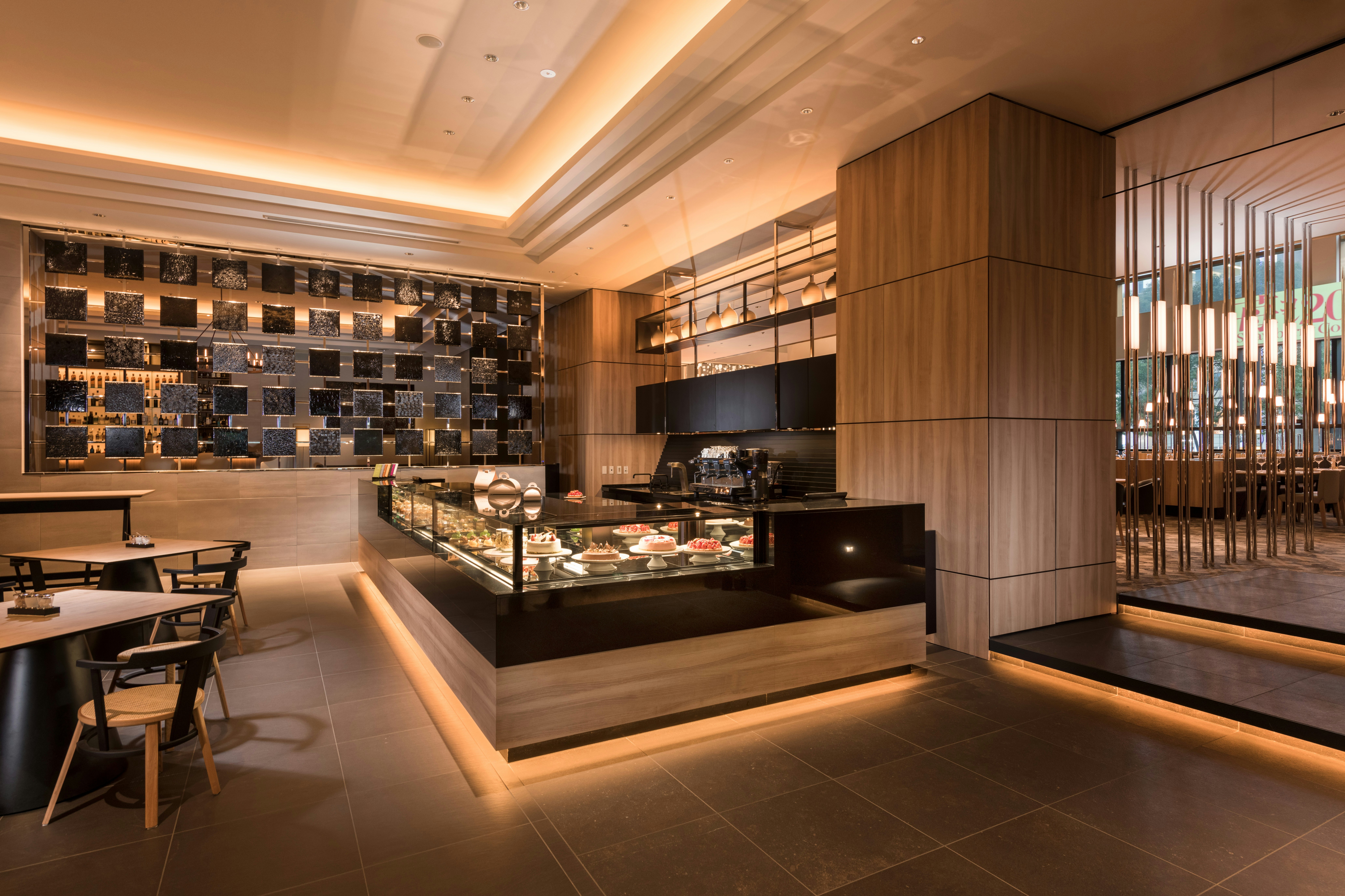 Hilton Nagoya Hotel 65/85