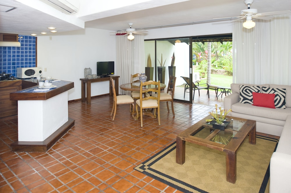 Vamar Vallarta All Inclusive Marina and Beach Resort 24/50
