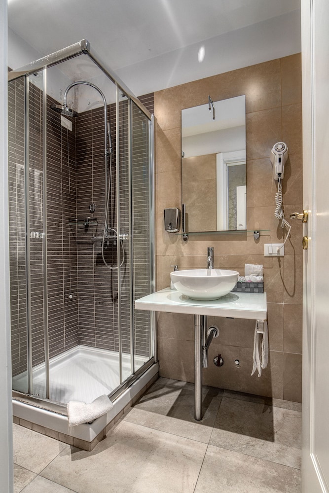 BQ House Trevi Luxury Rooms 46/50