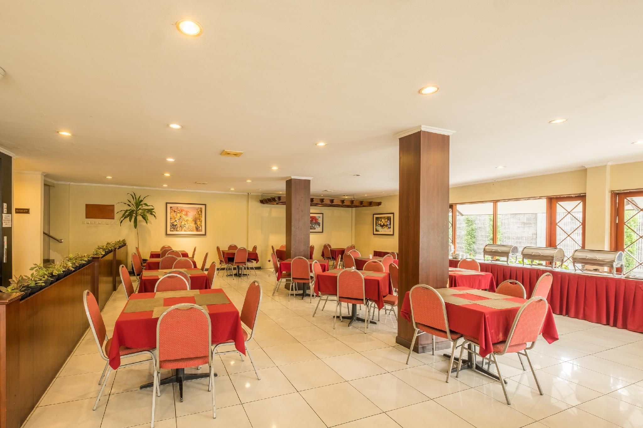 Capital O 874 Hotel Nyland Pasteur 19/30