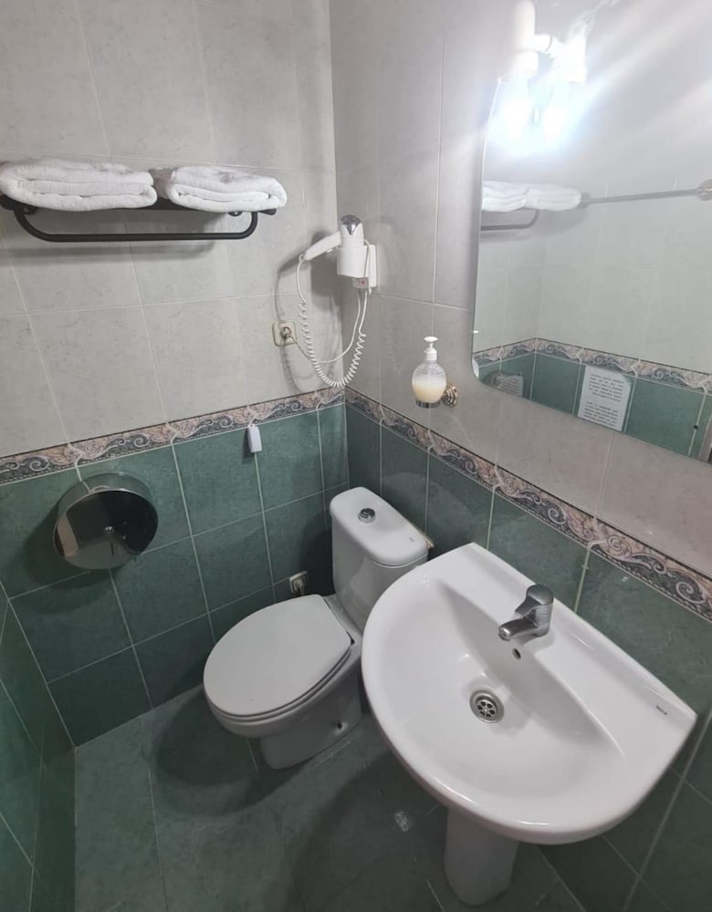 ROOM, DOUBLE BED, PRIVATE BATHROOM