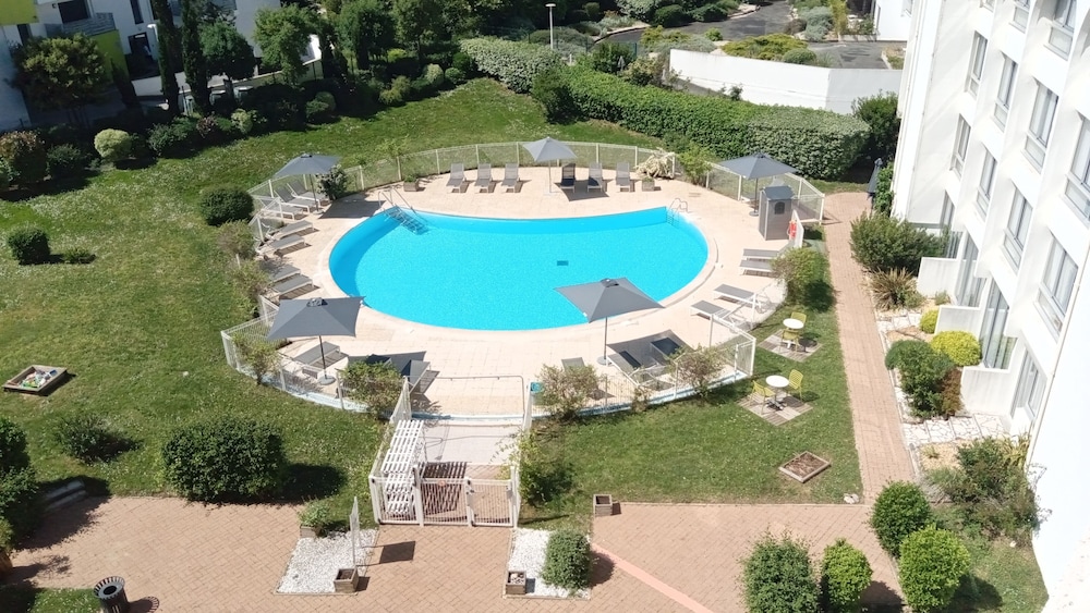 Residence New Rochelle 47/54
