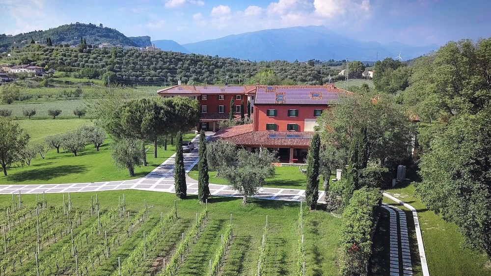 Borgo Romantico Relais 32/37