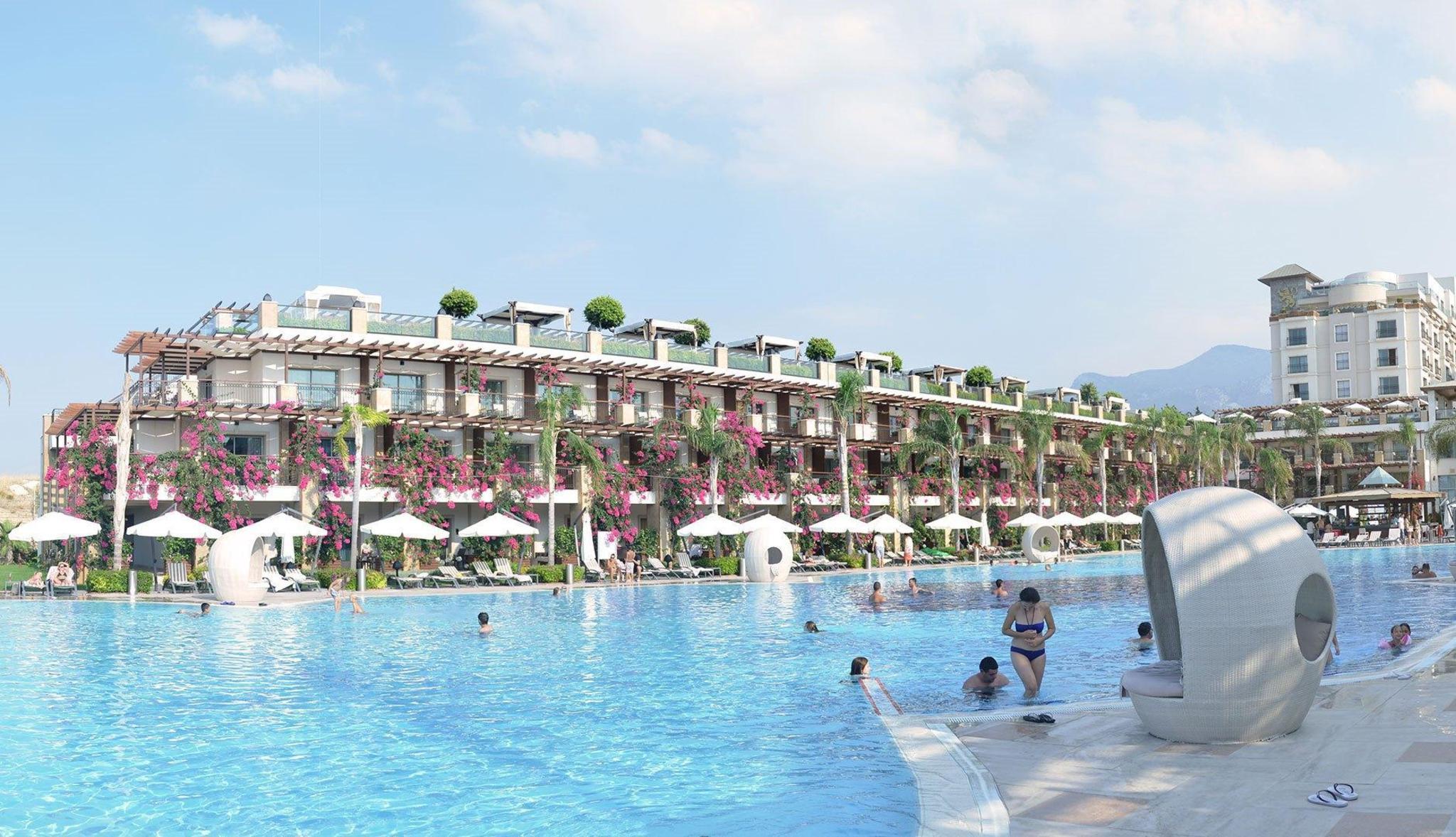 Cratos Premium Hotel 32/45