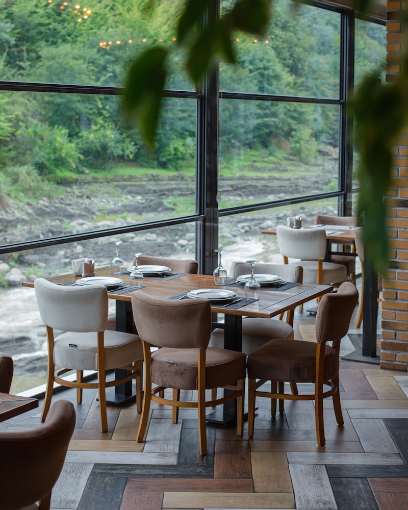 Riva Hill Resort 29/48