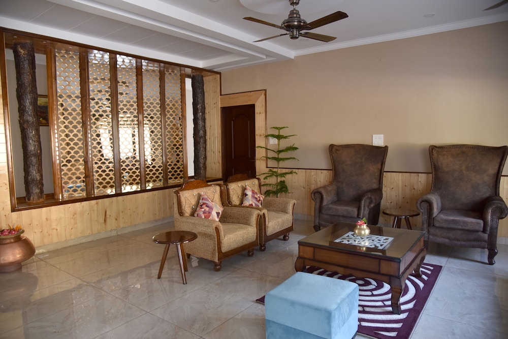 Mastiff Hotel Palampur 38/56